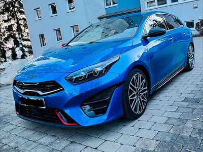 Second-hand Kia ProCeed 204 CP (150 kW) 2022 Albastru Break