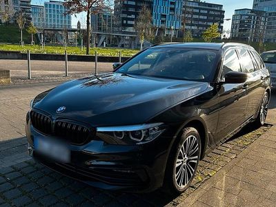 Gebraucht BMW 520 Sport Line 190 PS (139 kW) 2020 Schwarz Kombi