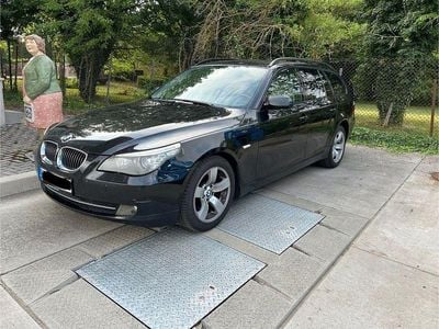 BMW 525