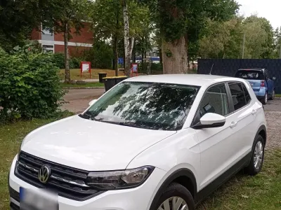 Gebraucht VW T-Cross Style 85 PS (62 kW) 2020 Weiß SUV