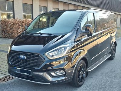 Gebraucht Ford Tourneo Active 185 PS (136 kW) 2021 Schwarz Van / Kleinbus