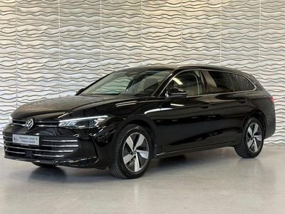 Usata VW Passat Business 150 CV (110 kW) 2025 Nero Station wagon