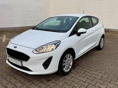 Gebraucht Ford Fiesta Trend 70 PS (51 kW) 2017 Weiß Kleinwagen