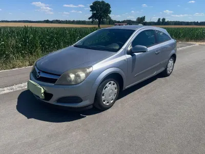 Gebraucht Opel Astra GTC 105 PS (77 kW) 2006 Silber Limousine