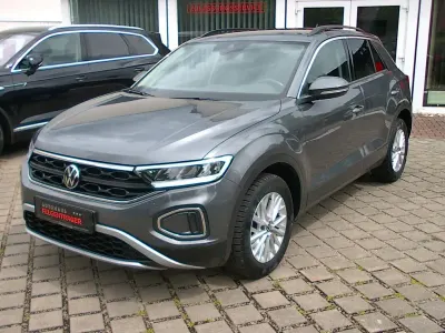 Gebraucht VW T-Roc Life 180 PS (132 kW) 2022 Grau SUV