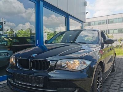 gebraucht BMW 118 i, 4 Türer, 8fach bereift, Klima, Sitzheizung
