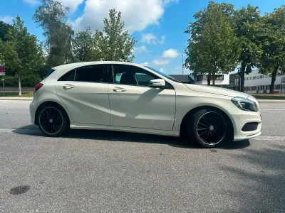 Gebraucht Mercedes A200 AMG line 156 PS (114 kW) 2015 Weiß Kleinwagen