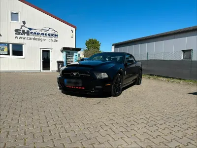 Gebraucht Ford Mustang 305 PS (224 kW) 2014 Schwarz Cabrio
