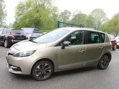 Używany Renault Scénic III Bose Edition 110 KM (80 kW) 2016 Beżowy Minivan