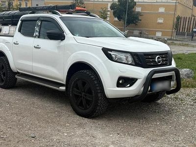 Usata Nissan Navara N-Guard 190 CV (139 kW) 2017 Bianco Pick-up