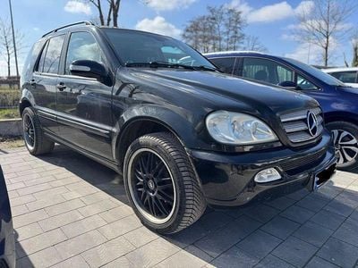 Gebraucht Mercedes ML270 163 PS (119 kW) 2004 Schwarz SUV