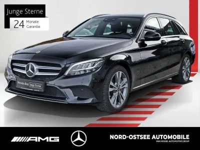 Gebraucht Mercedes C300 Advanced 194 PS (142 kW) 2021 Schwarz Kombi