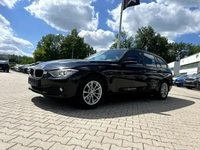 Gebraucht BMW 320 Sport Line 184 PS (135 kW) 2014 Schwarz Kombi