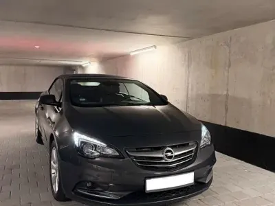 Gebraucht Opel Cascada Edition 170 PS (125 kW) 2012 Grau Cabrio