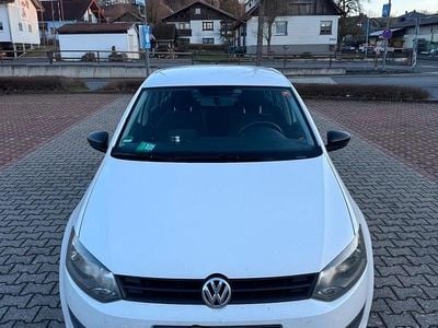 Gebraucht VW Polo 69 PS (50 kW) 2009 Weiß Kleinwagen