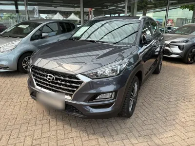 Gebraucht Hyundai Tucson Advantage 132 PS (97 kW) 2020 Micron grey / met SUV