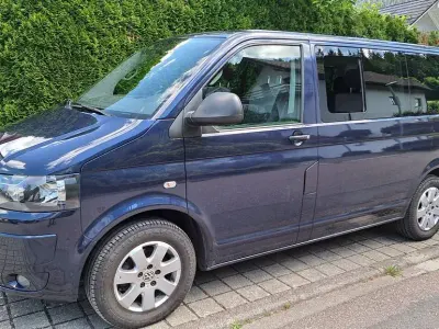 Gebraucht VW Multivan Startline 140 PS (102 kW) 2014 Blau Van / Kleinbus