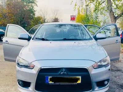 Gebraucht Mitsubishi Lancer Instyle 140 PS (102 kW) 2010 Silber Limousine