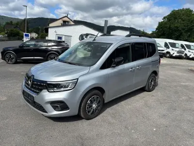 Gebraucht Renault Kangoo Techno 116 PS (85 kW) 2024 Silber Van / Kleinbus