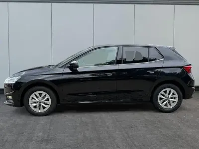 Neu Skoda Fabia Selection 116 PS (85 kW) 2025 Moonweiß perleffekt Kleinwagen