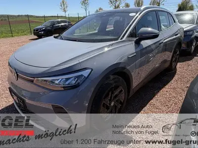 Gebraucht VW ID.4 Pro Performance 150 kW (204 PS) 2023 Mondsteingrau SUV