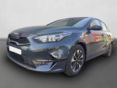 Second-hand Kia Ceed 140 CP (102 kW) 2025 Gri Hatchback