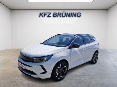Silber Gebraucht 2024 Opel Grandland X Ultimate SUV | 21.580 € (Fairer Preis)