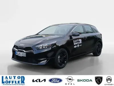 Gebraucht Kia Ceed 101 PS (74 kW) 2025 Zilinaschwarz Kleinwagen