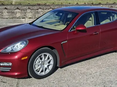 Gebraucht Porsche Panamera 4S 400 PS (294 kW) 2010 Rot Limousine