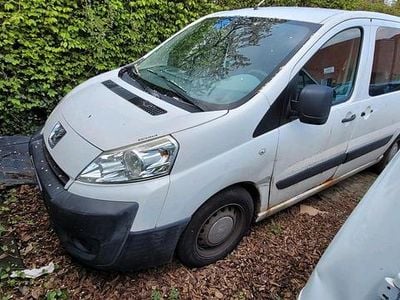 Gebraucht Peugeot Expert 120 PS (88 kW) 2011 Weiß Van