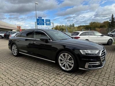 Schwarz Gebraucht 2020 Audi A8L S-Line Limousine | 37.490 € (Etwas zu teuer)