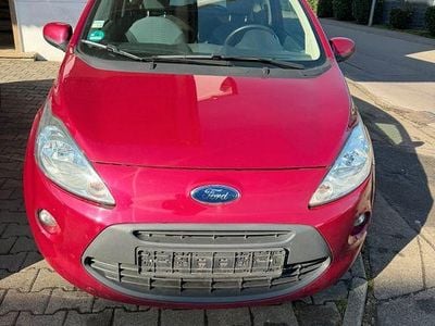 Gebraucht Ford Ka Titanium 69 PS (50 kW) 2014 Violett Kleinwagen
