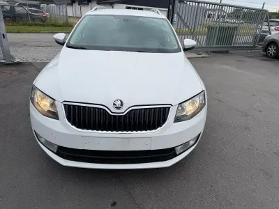Gebraucht Skoda Octavia Style 150 PS (110 kW) 2016 Weiß Kombi