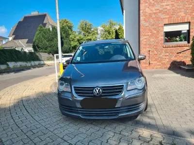 Gebraucht VW Touran 140 PS (102 kW) 2009 Grau Van / Kleinbus