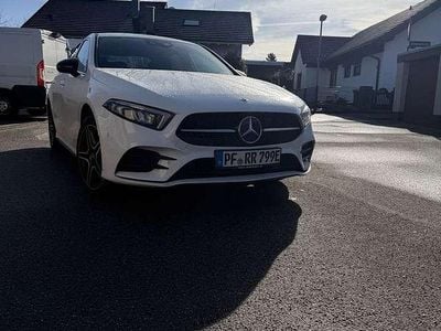 Gebraucht Mercedes A250 AMG line 211 PS (155 kW) 2020 Weiß Limousine