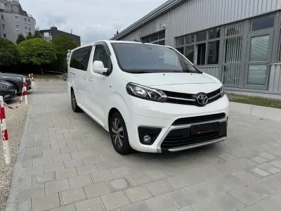 Gebraucht Toyota Proace Comfort 177 PS (130 kW) 2019 Weiß Van / Kleinbus
