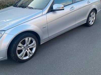 Gebraucht Mercedes C220 170 PS (125 kW) 2010 Grau Kombi