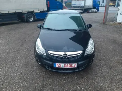 Gebraucht Opel Corsa Active 86 PS (63 kW) 2012 Schwarz Kleinwagen