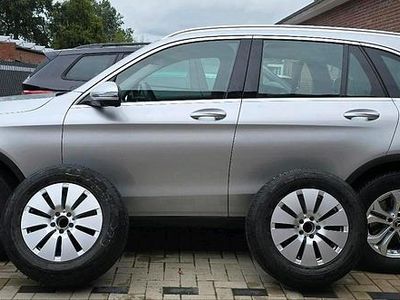 Mercedes GLC220
