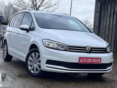 Gebraucht VW Touran Active 150 PS (110 kW) 2022 Weiß Van / Kleinbus