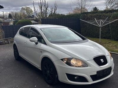 Gebraucht Seat Leon Sport 105 PS (77 kW) 2010 Weiß Kleinwagen