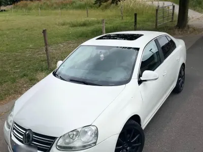 Gebraucht VW Jetta R 170 PS (125 kW) 2008 Limousine