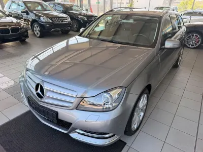 Gebraucht Mercedes C220 170 PS (125 kW) 2014 Silber Kombi