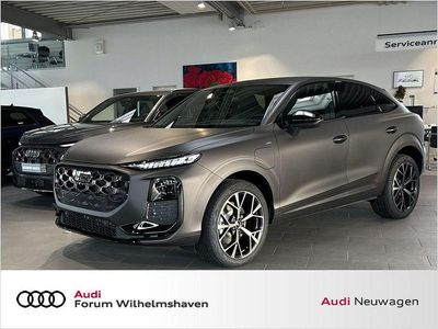 Blau Neu 2026 Audi Q3 Sportback Sport SUV | 68.985 € (Teuer)