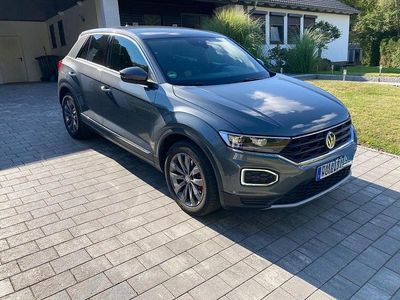 Second-hand VW T-Roc Sport 190 CP (139 kW) 2020 Gri SUV