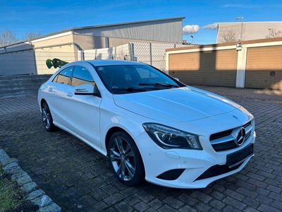 gebraucht Mercedes CLA220 CDI 7G-DCTKlimaAluAutomatik