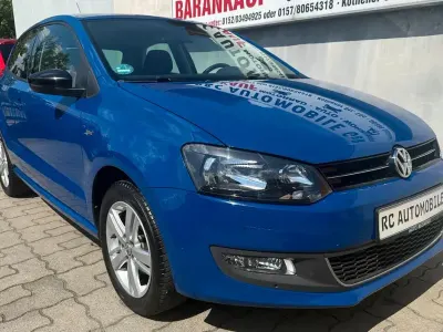 Gebraucht VW Polo Match 60 PS (44 kW) 2013 Blau Kleinwagen