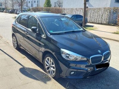 Usata BMW 225 Active Tourer iPerformance 224 CV (164 kW) 2017 Nero Monovolume