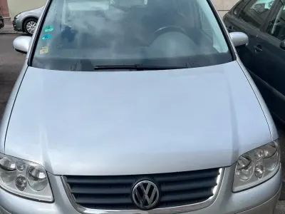 Gebraucht VW Touran 85 PS (62 kW) 2004 Silber Van / Kleinbus
