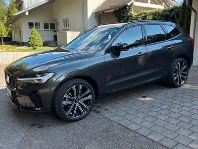 Second-hand Volvo XC60 R-Design 197 CP (144 kW) 2022 Gri SUV